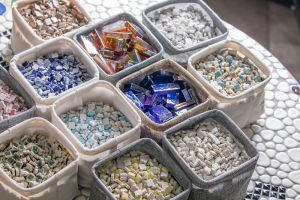 作善堂ショップ店内商品